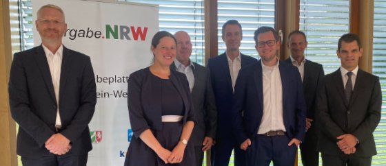 E-Vergabe-Tag NRW 2021: Teilnehmer und Moderator